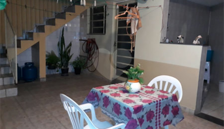 Casa à venda com 3 quartos, sendo 1 suíte,  em Interlagos, São Paulo, SP