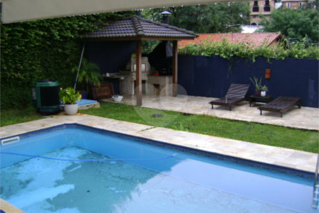 Casa à venda com 5 suítes em Vila Inah, São Paulo, SP