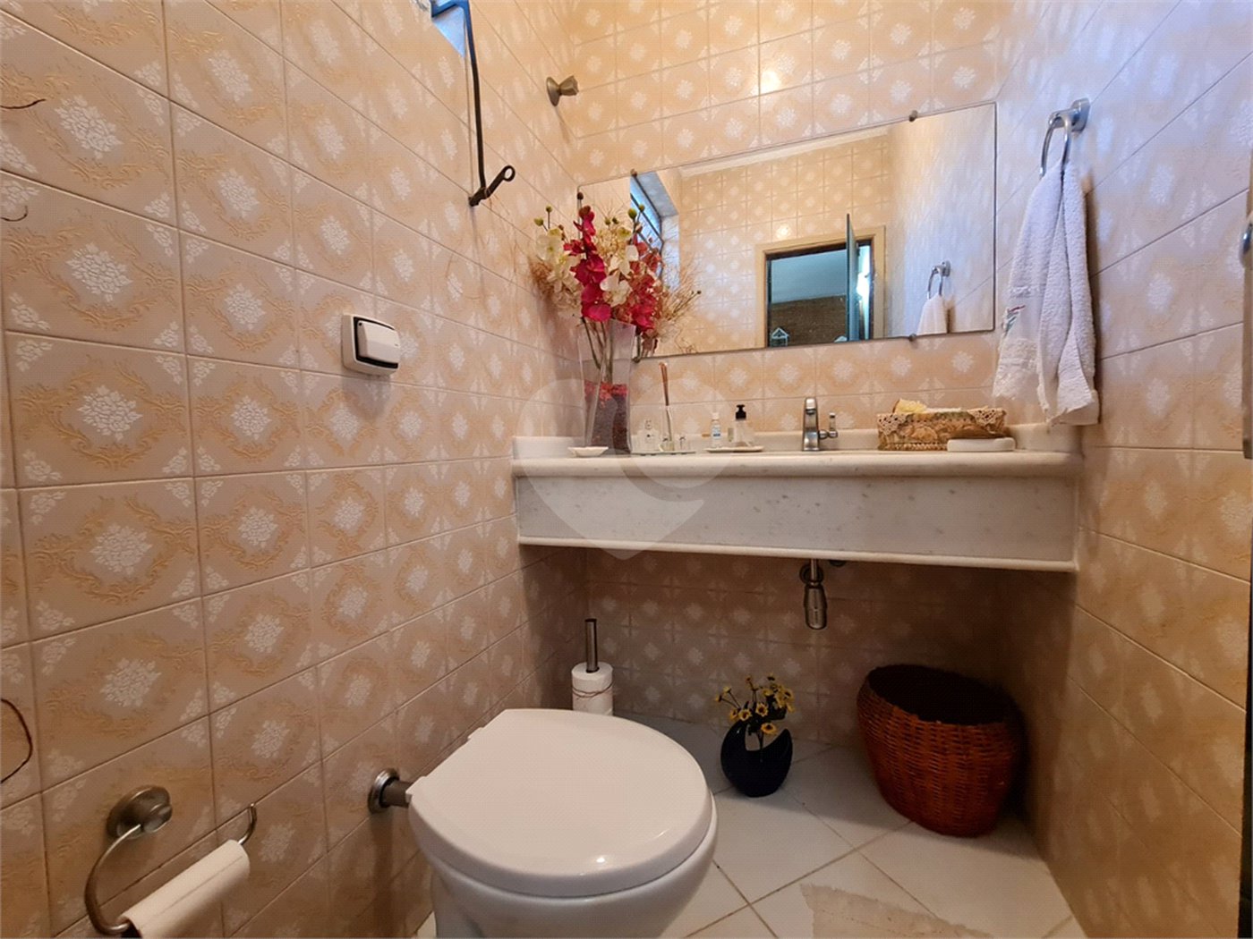Casa à venda com 3 quartos, sendo 1 suíte, em Interlagos, São Paulo, SP