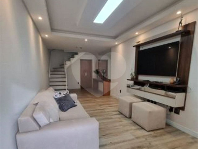 Sobrado à venda com 2 quartos em Santana, São Paulo, SP
