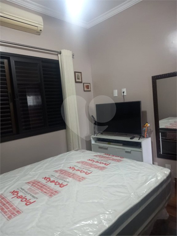 Casa à venda com 3 quartos, sendo 1 suíte,  em Vila Gabriel, Sorocaba, SP