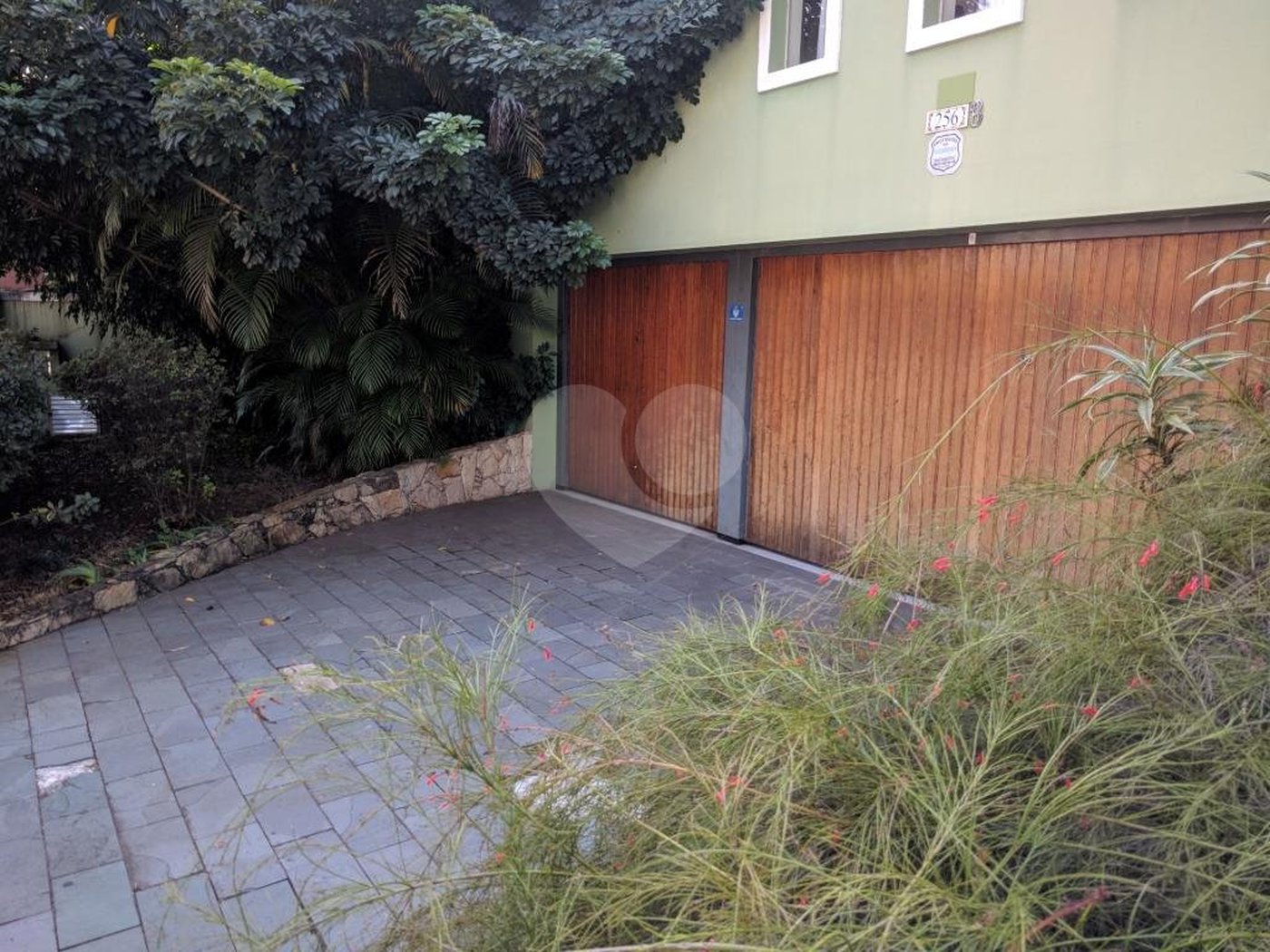 Sobrado à venda ou para alugar com 5 quartos, sendo 3 suítes, em Jardim Marajoara, São Paulo, SP