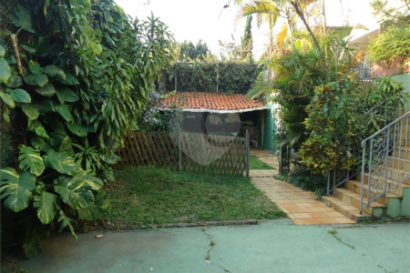 Casa à venda com 4 suítes em Jardim Leonor, São Paulo, SP