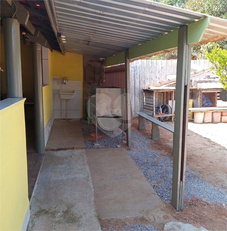Chácara à venda com 2 quartos, sendo 1 suíte, em Área Rural de Alambari, Alambari, SP