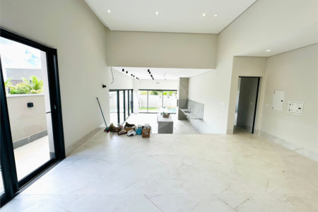 Casa à venda com 3 suítes no condomínio Villa Jardim, Cuiabá - MT