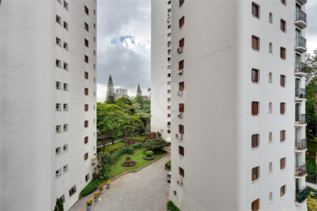 Apartamento à venda com 4 quartos, sendo 2 suítes, em Granja Julieta, São Paulo, SP