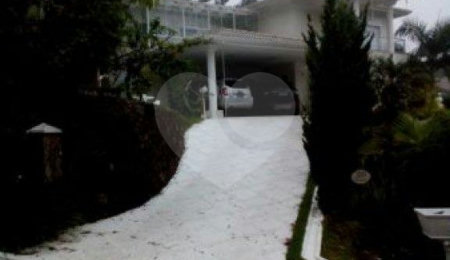 Casa em condomínio à venda com 3 suítes em Serra da Cantareira, Mairiporã, SP