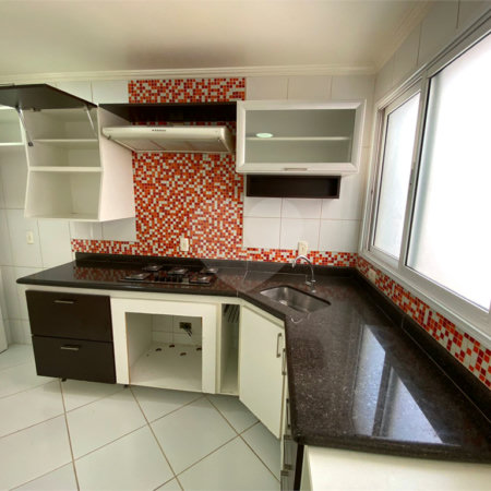 Apartamento à venda com 3 quartos, sendo 1 suíte, em Pinheirinho, Vinhedo, SP