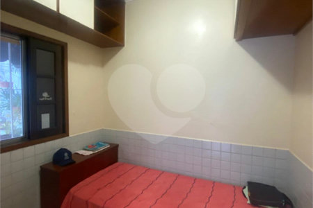 Casa à venda com 3 quartos, sendo 1 suíte,  em Jardim Rosa de Franca, Guarulhos, SP