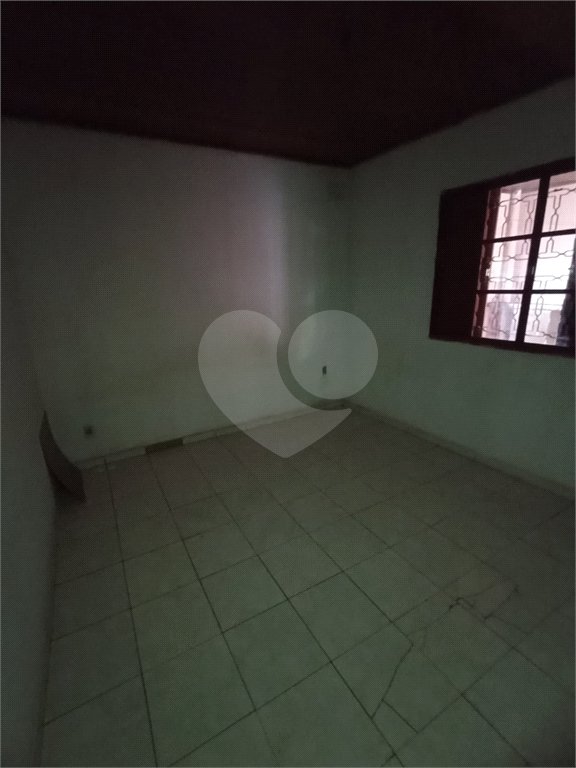 Salão à venda com 3 quartos, sendo 1 suíte, em Vila Áurea, Ponta Porã, MS