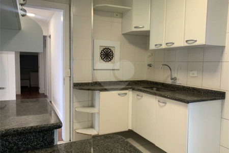 Apartamento à venda com 3 quartos, sendo 1 suíte, em Perdizes, São Paulo, SP