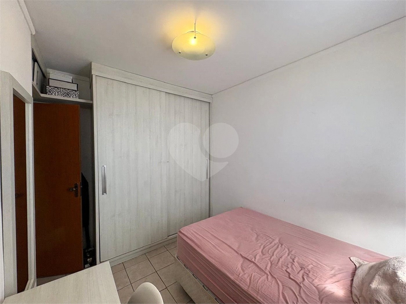 Apartamento à venda com 2 quartos em Vila Augusta, Sorocaba, SP