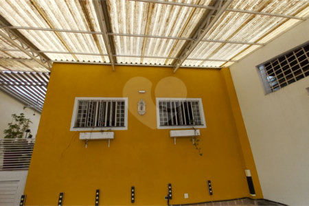 Sobrado à venda com 3 quartos, sendo 1 suíte, em Vila Gomes, São Paulo, SP