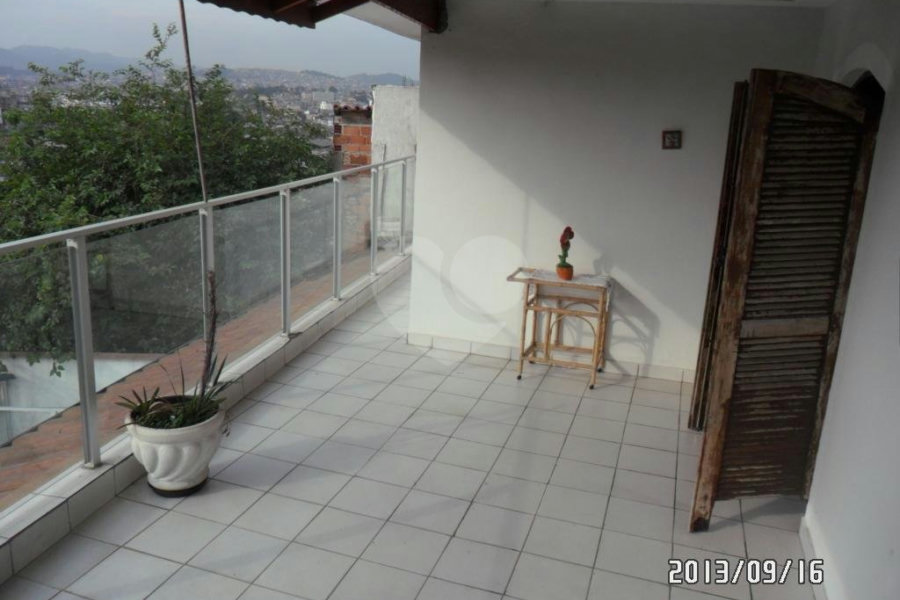 Sobrado à venda com 3 quartos, sendo 1 suíte,  em Jaçanã, São Paulo, SP