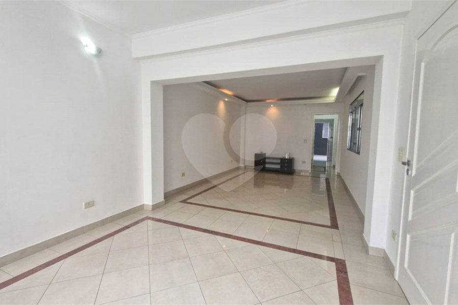Casa de Vila à venda com 3 suítes em Santana, São Paulo, SP