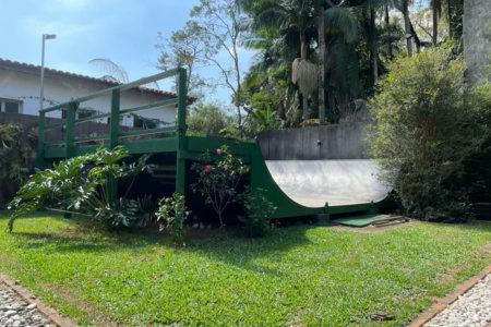 Casa à venda com 4 quartos, sendo 1 suíte,  em Vila Morumbi, São Paulo, SP
