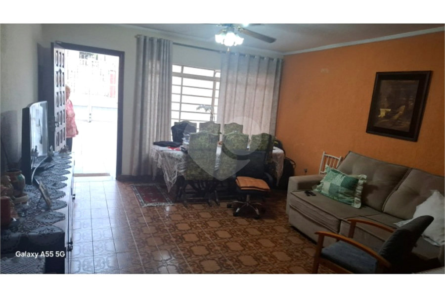 Sobrado à venda com 3 quartos em Tremembé, São Paulo, SP