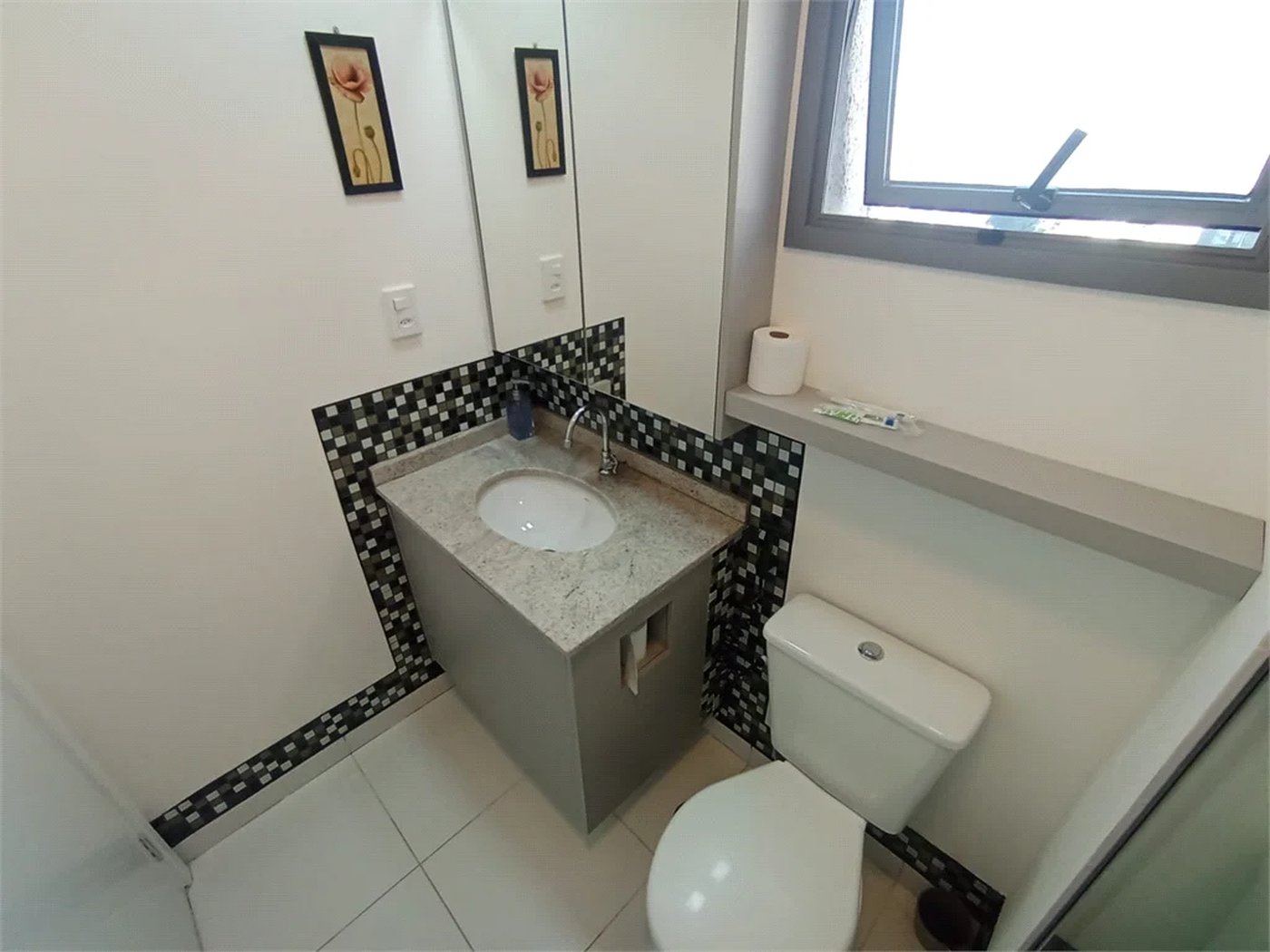 Apartamento à venda ou para alugar com 1 quarto em Pinheiros, São Paulo, SP