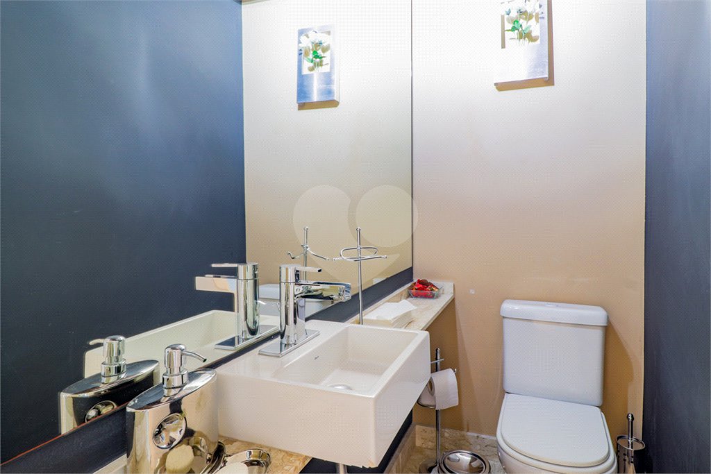 Apartamento à venda com 3 quartos, sendo 2 suítes,  em Cidade Monções, São Paulo, SP