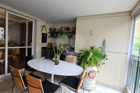 Apartamento à venda com 4 quartos, sendo 3 suítes, em Cidade Monções, São Paulo, SP