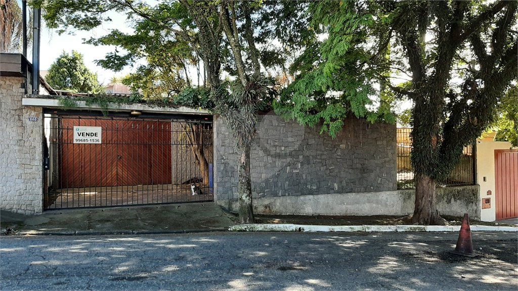 Casa Térrea à venda com 3 quartos, sendo 1 suíte, em Jardim Prudência, São Paulo, SP