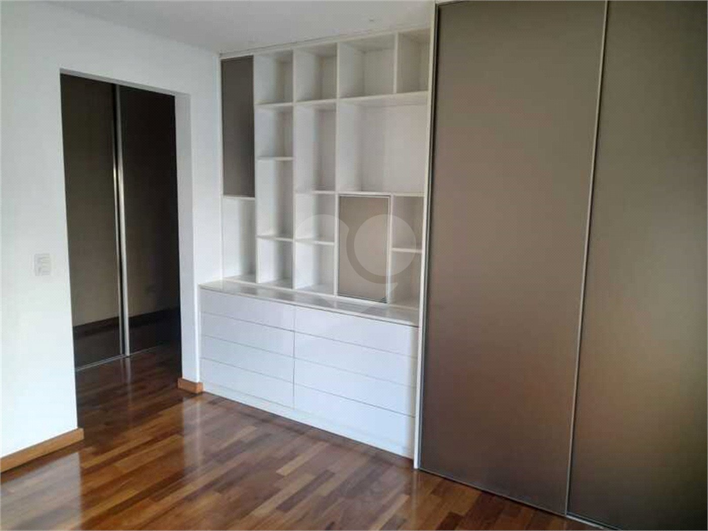 Apartamento à venda com 3 suítes em Campestre, Santo André, SP
