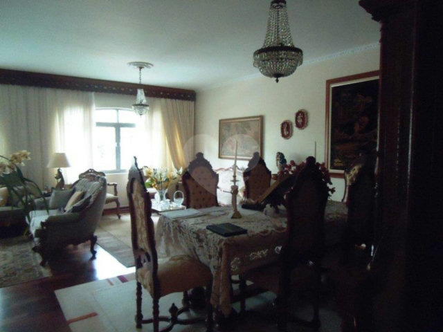 Sobrado à venda com 3 quartos, sendo 1 suíte,  em Tremembé, São Paulo, SP