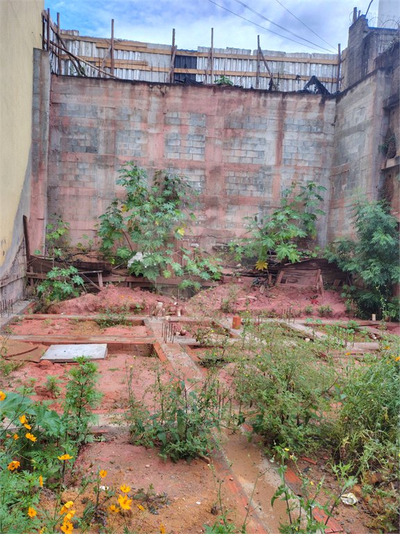 Terreno à venda em Jardim Rizzo, São Paulo, SP