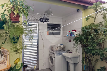 Sobrado à venda com 3 quartos, sendo 1 suíte, em Brooklin, São Paulo, SP
