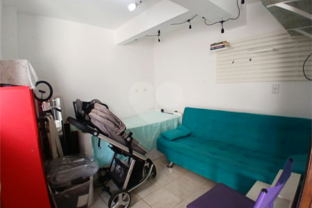 Casa Térrea à venda com 4 quartos, sendo 1 suíte, em Vila Leopoldina, São Paulo, SP