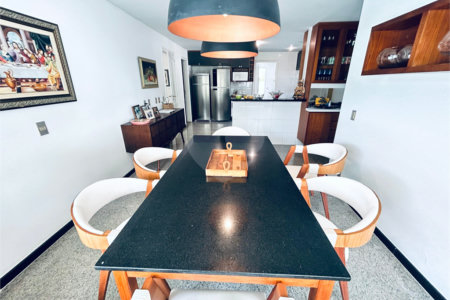 Casa à venda com 8 quartos, sendo 7 suítes, em Barra da Tijuca, Rio de Janeiro, RJ