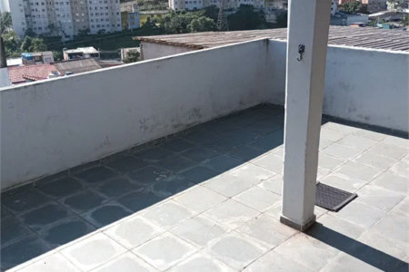 Casa à venda com 3 quartos, sendo 2 suítes, em Jardim Maria Duarte, São Paulo, SP