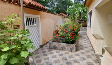 Casa Térrea à venda com 4 quartos, sendo 1 suíte,  em Campo Grande, Rio de Janeiro, RJ