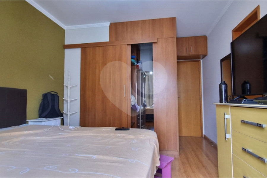 Casa à venda com 3 quartos, sendo 1 suíte, no condomínio Residencial Açaí, São Paulo - SP