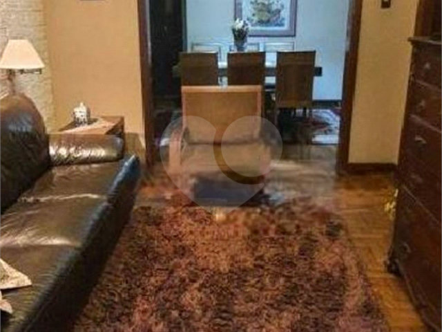 Sobrado à venda com 3 quartos em Tremembé, São Paulo, SP