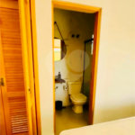 Casa à venda com 4 suítes no condomínio Portal Ouro Verde, Atibaia - SP