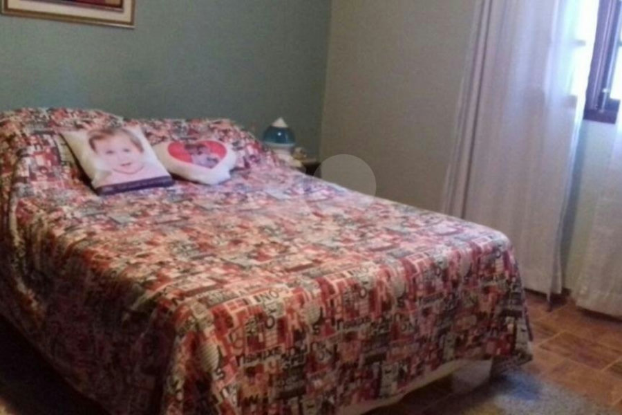 Casa à venda com 3 suítes em Santana, São Paulo, SP