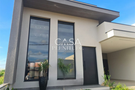 Casa em condomínio à venda com 3 quartos, sendo 1 suíte,  em Jardim Novo Horizonte, Sorocaba, SP