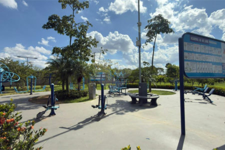 Casa à venda com 4 quartos, sendo 1 suíte,  no condomínio Portobello Sorocaba, Sorocaba - SP