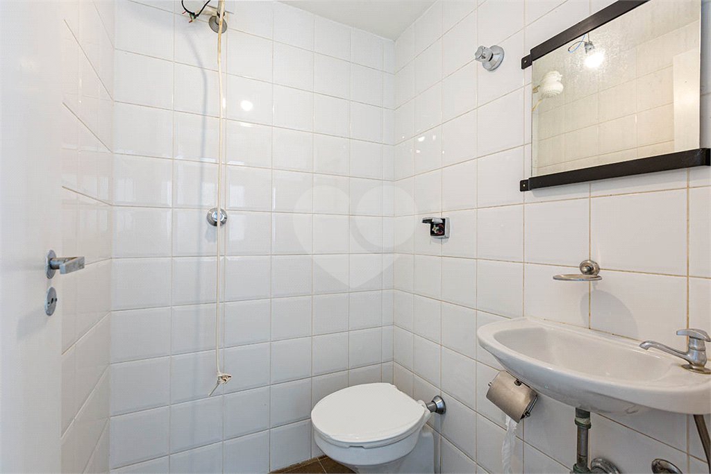 Apartamento à venda ou para alugar com 3 quartos, sendo 1 suíte, em Itaim Bibi, São Paulo, SP