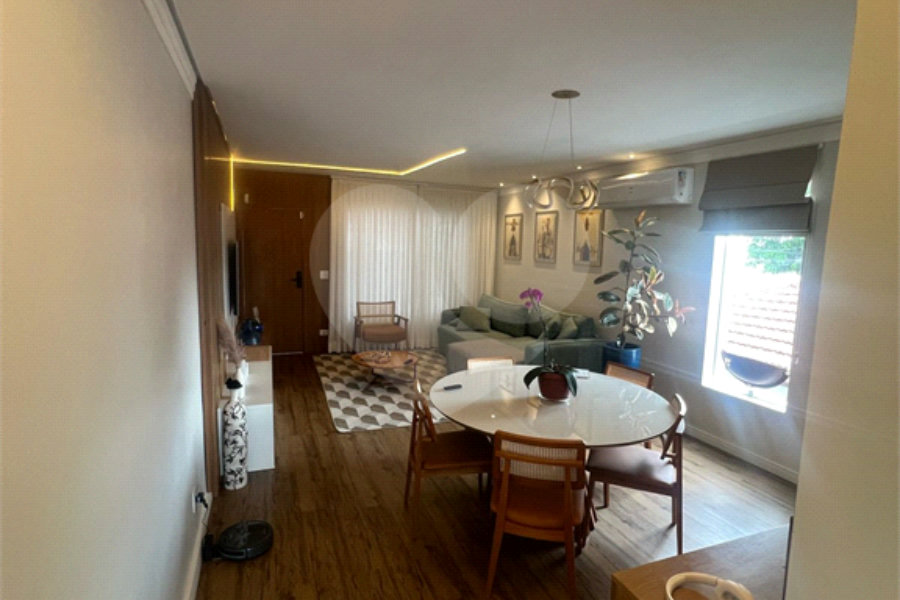Sobrado à venda com 3 quartos, sendo 1 suíte,  em Vila Irmãos Arnoni, São Paulo, SP