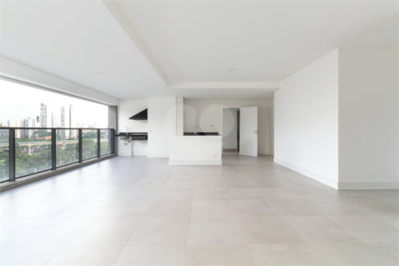 Apartamento à venda com 2 suítes em Jardim Morumbi, São Paulo, SP