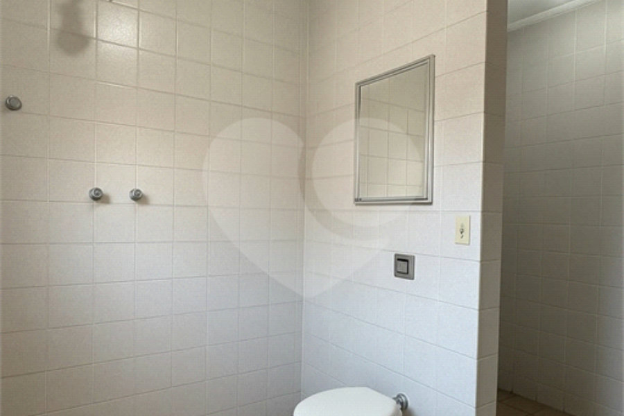 Sobrado à venda com 3 quartos, sendo 1 suíte, em Tremembé, São Paulo, SP