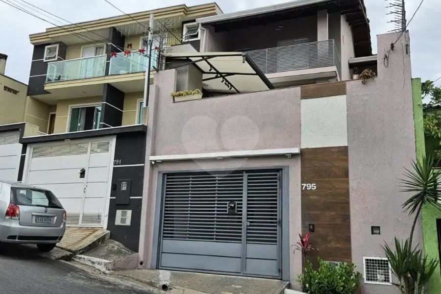 Sobrado à venda com 3 quartos, sendo 1 suíte, em Limão, São Paulo, SP