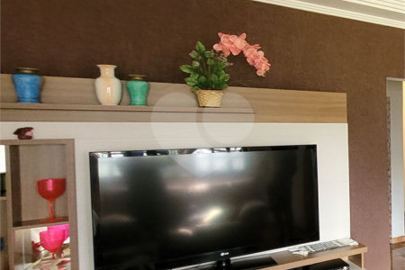 Casa à venda ou para alugar com 3 quartos, sendo 1 suíte,  em Vila Nova Aparecida, Mogi das Cruzes, SP