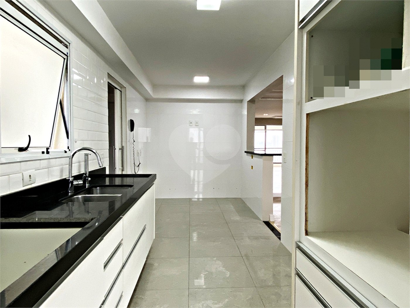 Apartamento à venda com 3 suítes em Santana, São Paulo, SP