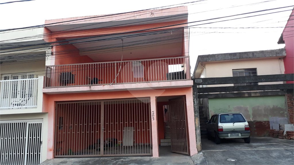 Sobrado à venda com 2 quartos em Jardim São Judas Tadeu, Salto, SP