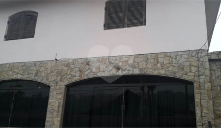 Sobrado à venda com 6 quartos, sendo 1 suíte,  em Horto, São Paulo, SP