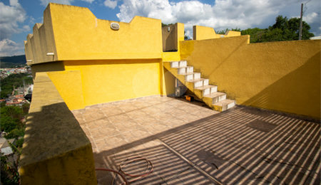 Sobrado à venda com 2 quartos, sendo 1 suíte,  em Jardim Boa Vista, São Roque, SP