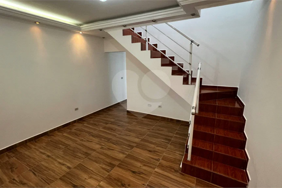 Sobrado à venda com 3 quartos em Vila Nova Cachoeirinha, São Paulo, SP